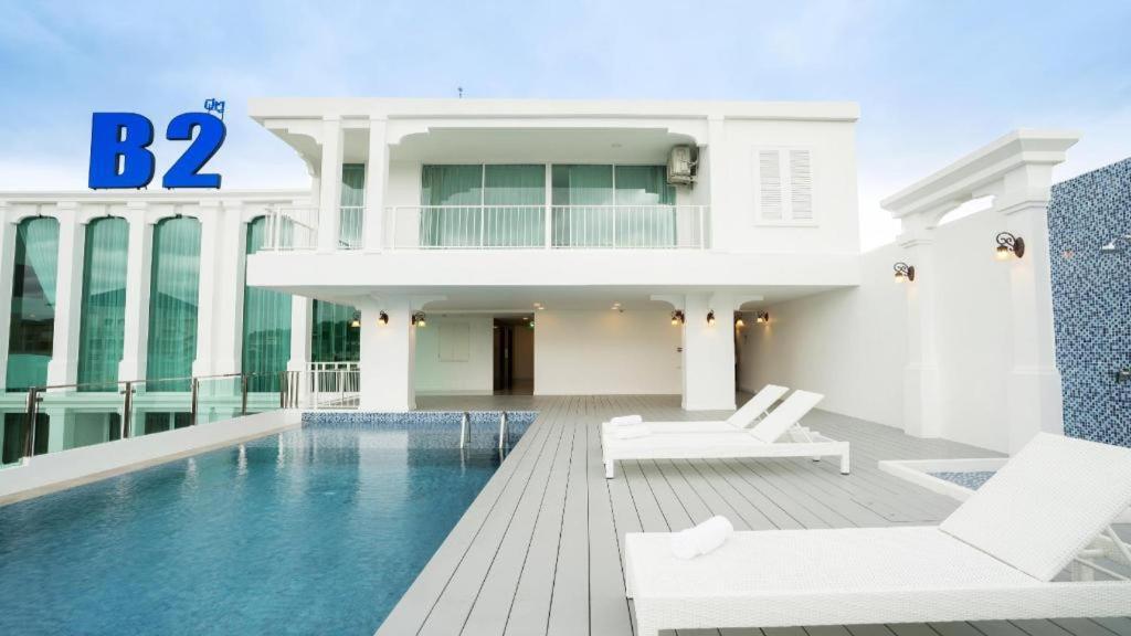 B2 Phuket Premier Hotel Patong Buitenkant foto